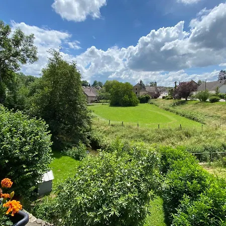Au Lavoir Du Serein 